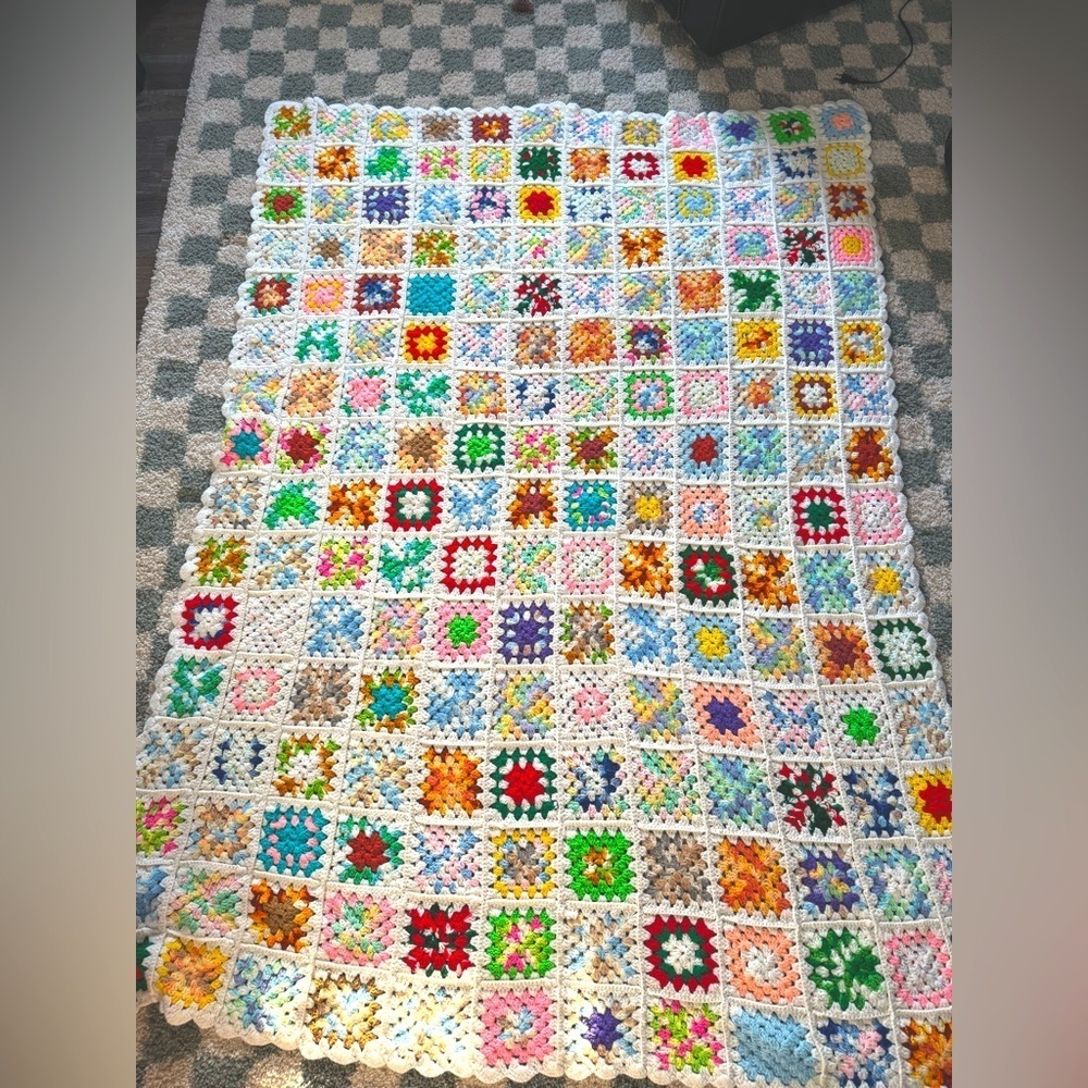 VTG Granny Square Blanket Afghan Crochet Hand Made Patchwork Multi Color Beige